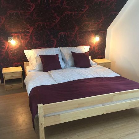 Rozsavoelgy Apartman Balatonlelle Esterno foto