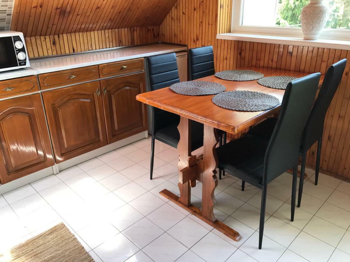Rozsavoelgy Apartman Balatonlelle Esterno foto